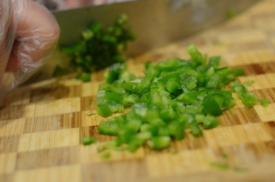 Yes, those are gloves! I recommend them for using with hot peppers.